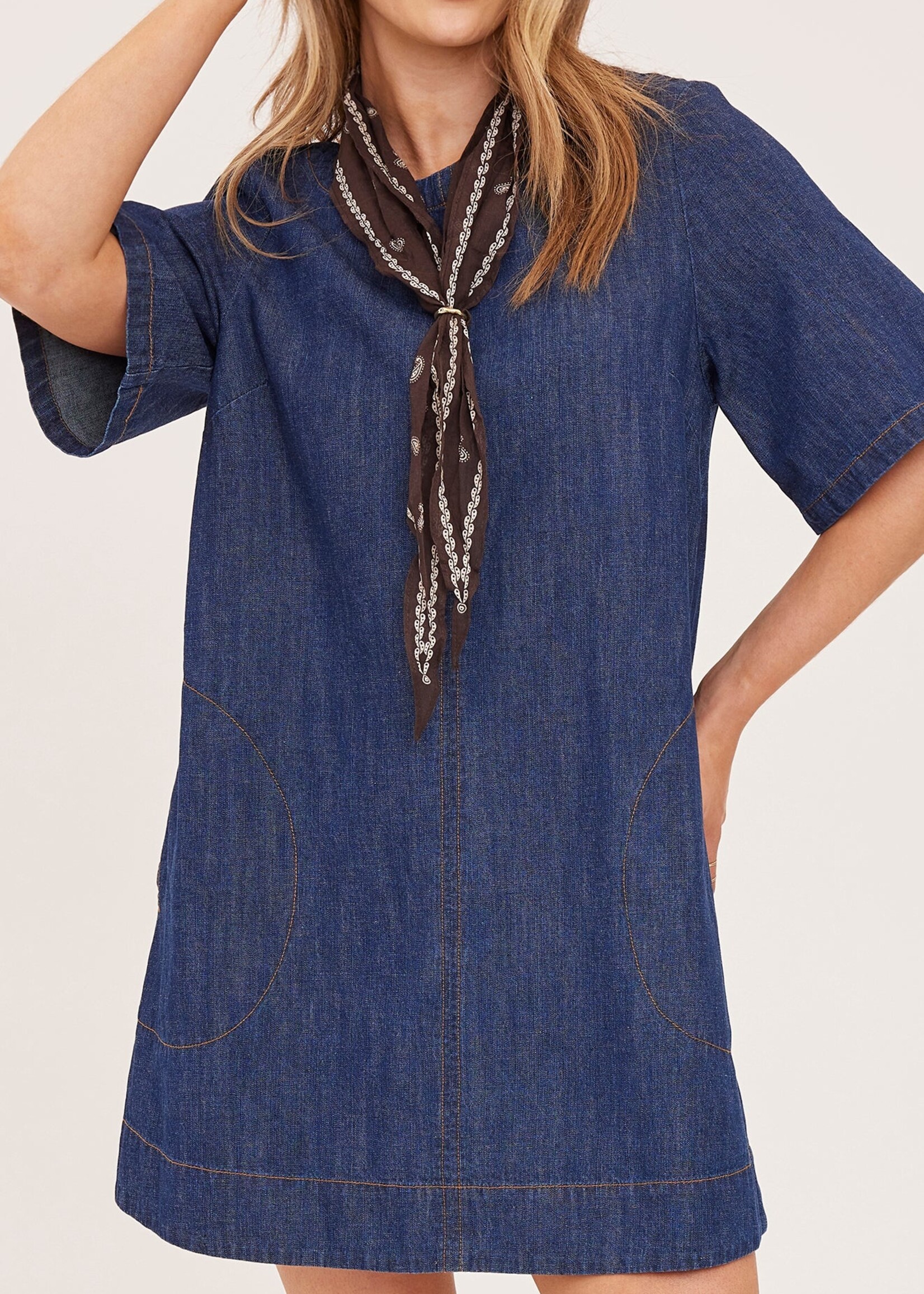 Gentle Fawn Robe Courte Penelope - Dark Wash