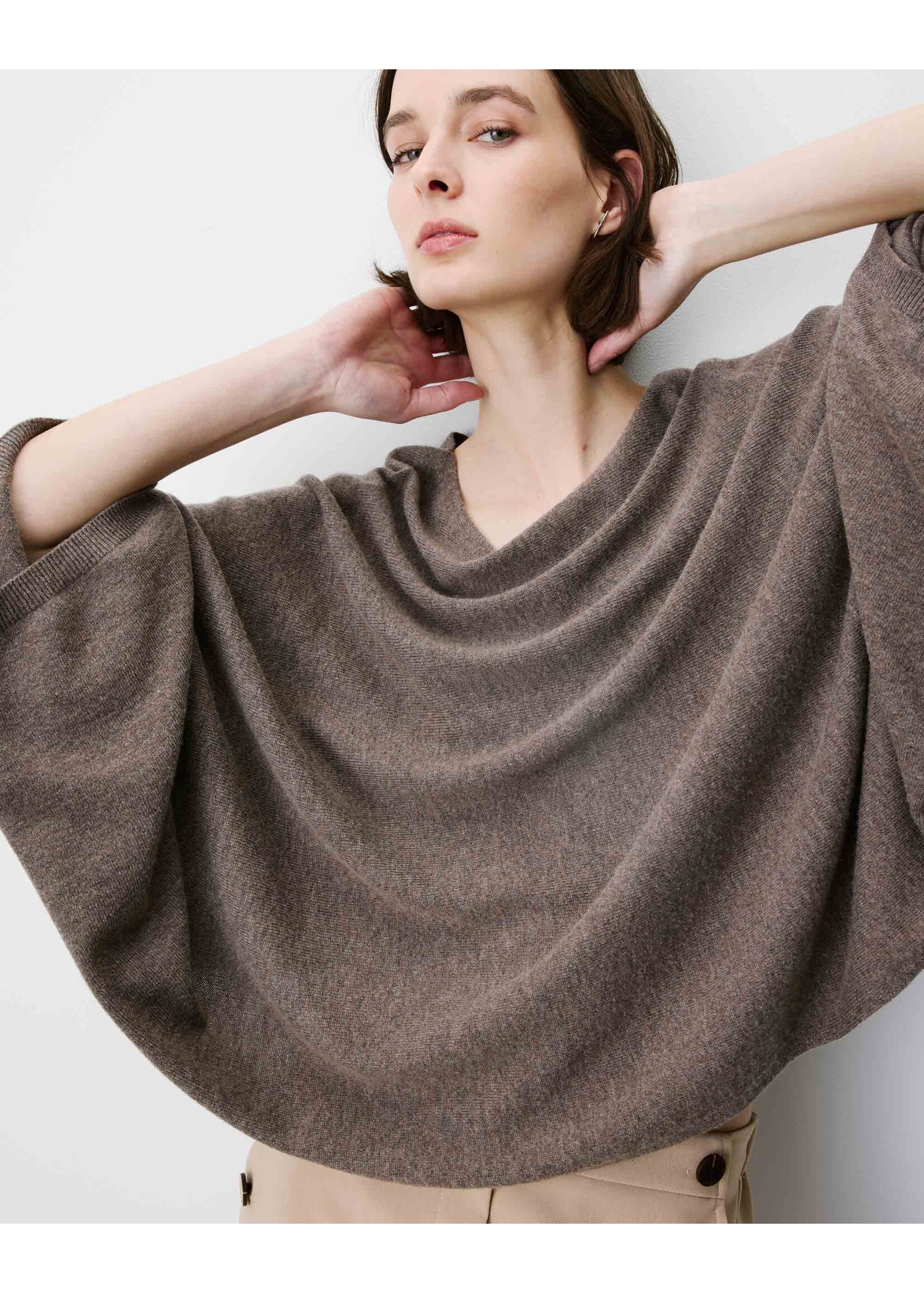 Grace and Mila Grace and Mila Adela Sweater - Taupe