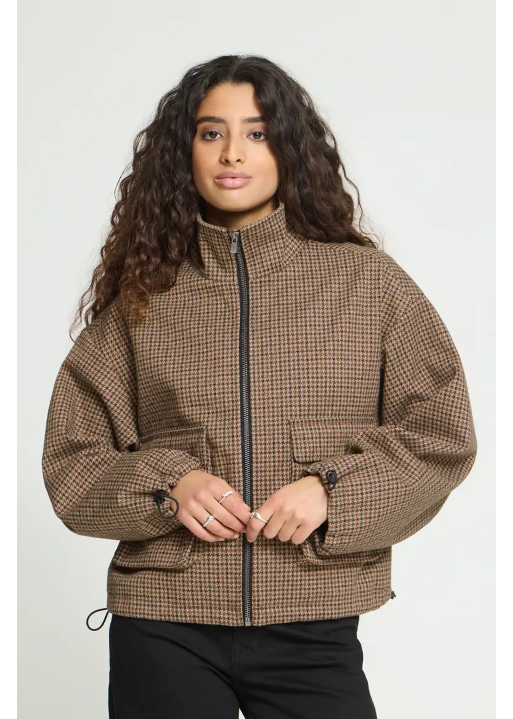 ICHI Ichi Esolu Jacket - Brown Chek