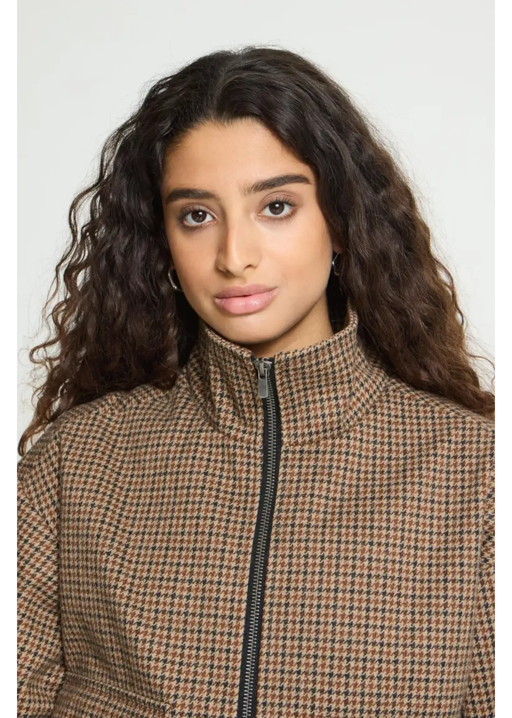 ICHI Ichi Esolu Jacket - Brown Chek
