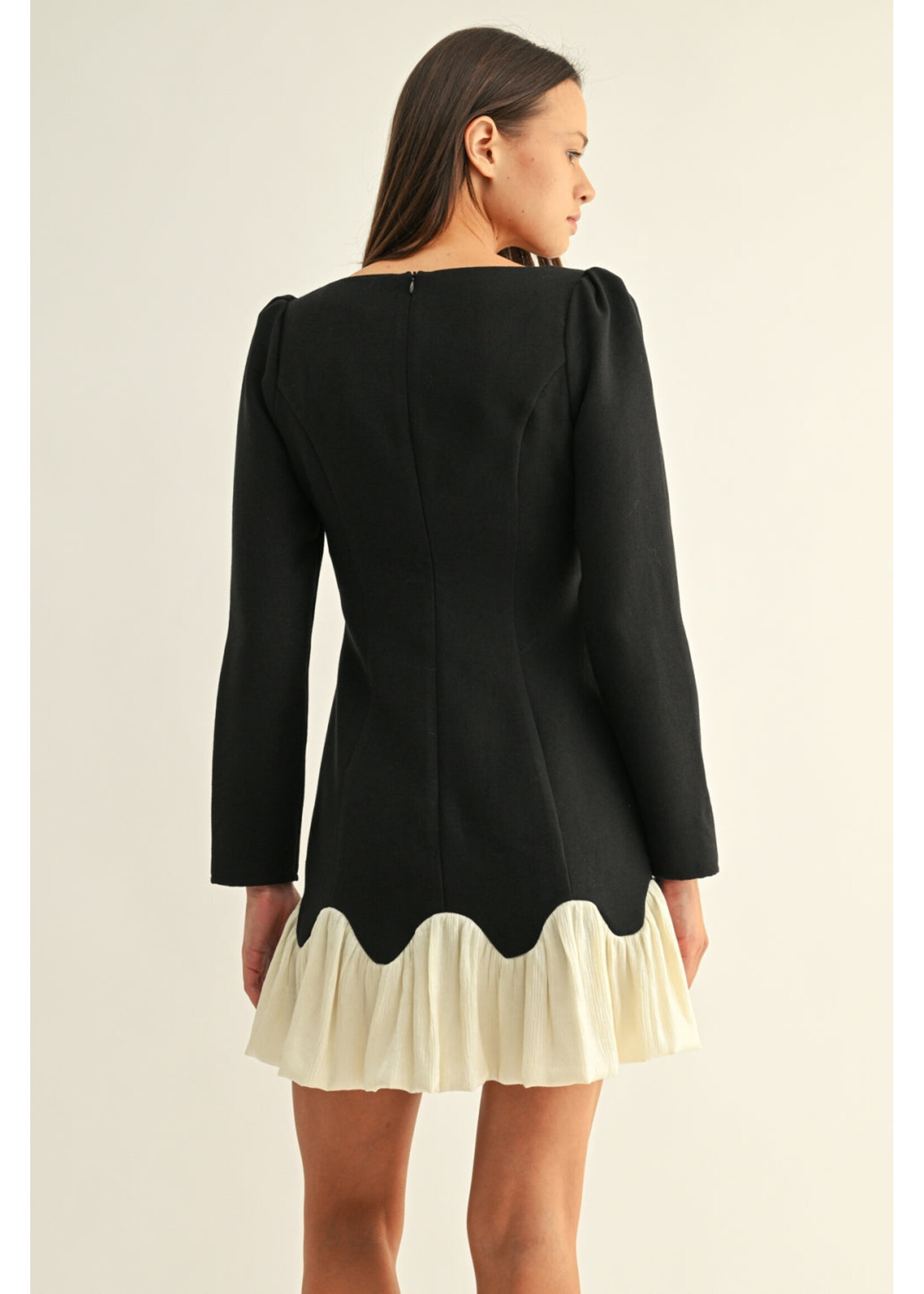 Adelyn Rae Adelyn Rae Maria Low Waist Contrast Bubble Hem - Black/White