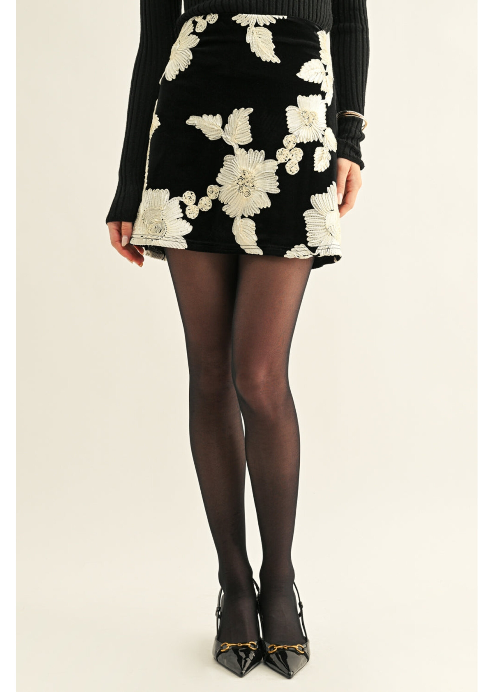 Adelyn Rae Adelyn Rae Jupe Aleena À Fleurs Ornée - Noir / Crème