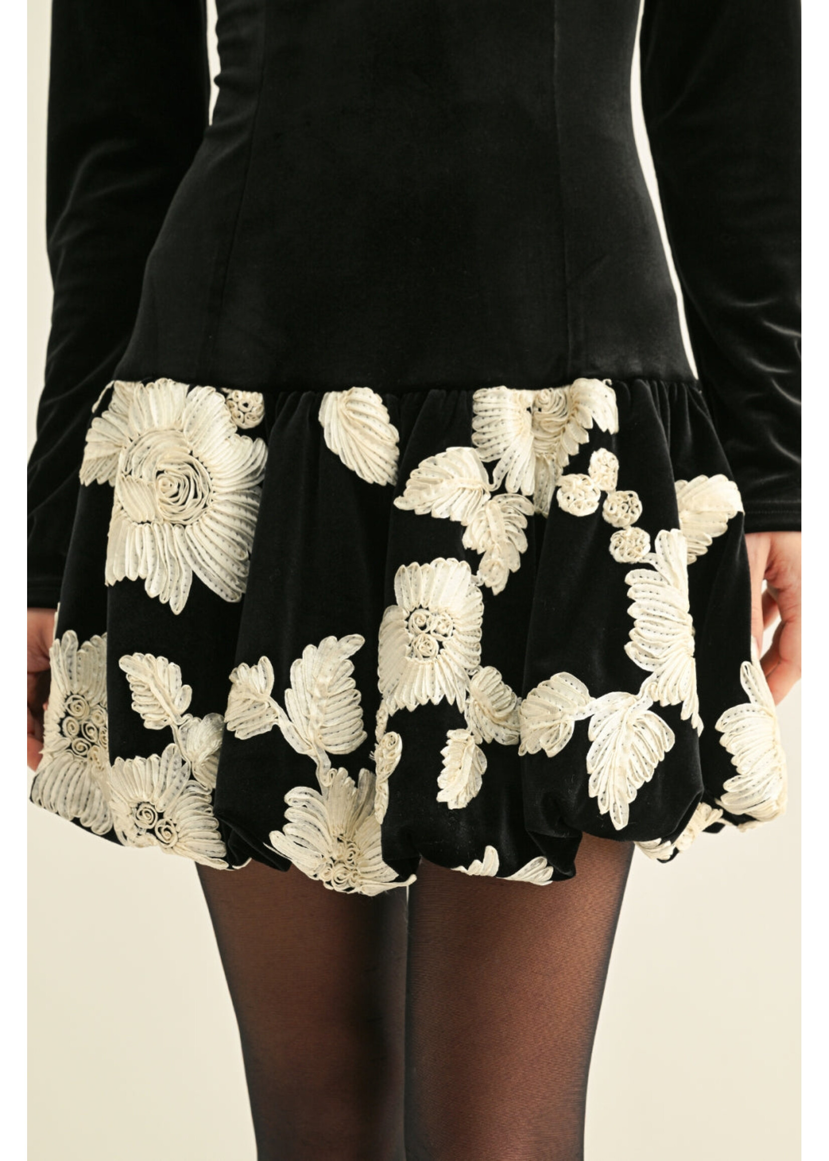 Adelyn Rae Adelyn Rae Saige Flower Embellished Bubble Dress - Black / Cream