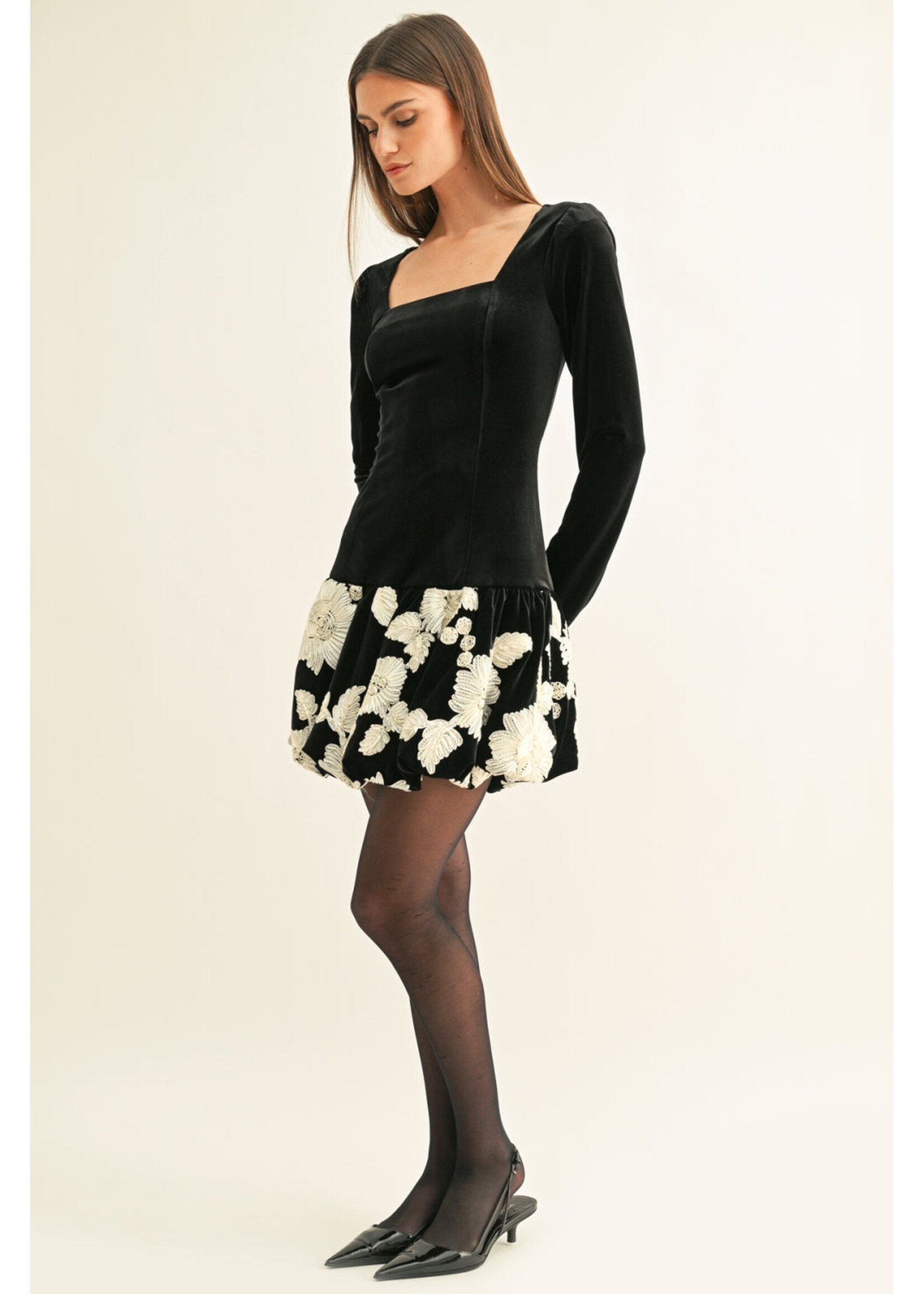 Adelyn Rae  Adelyn Rae Robe Saige Ornée De Fleurs - Noir / Crème