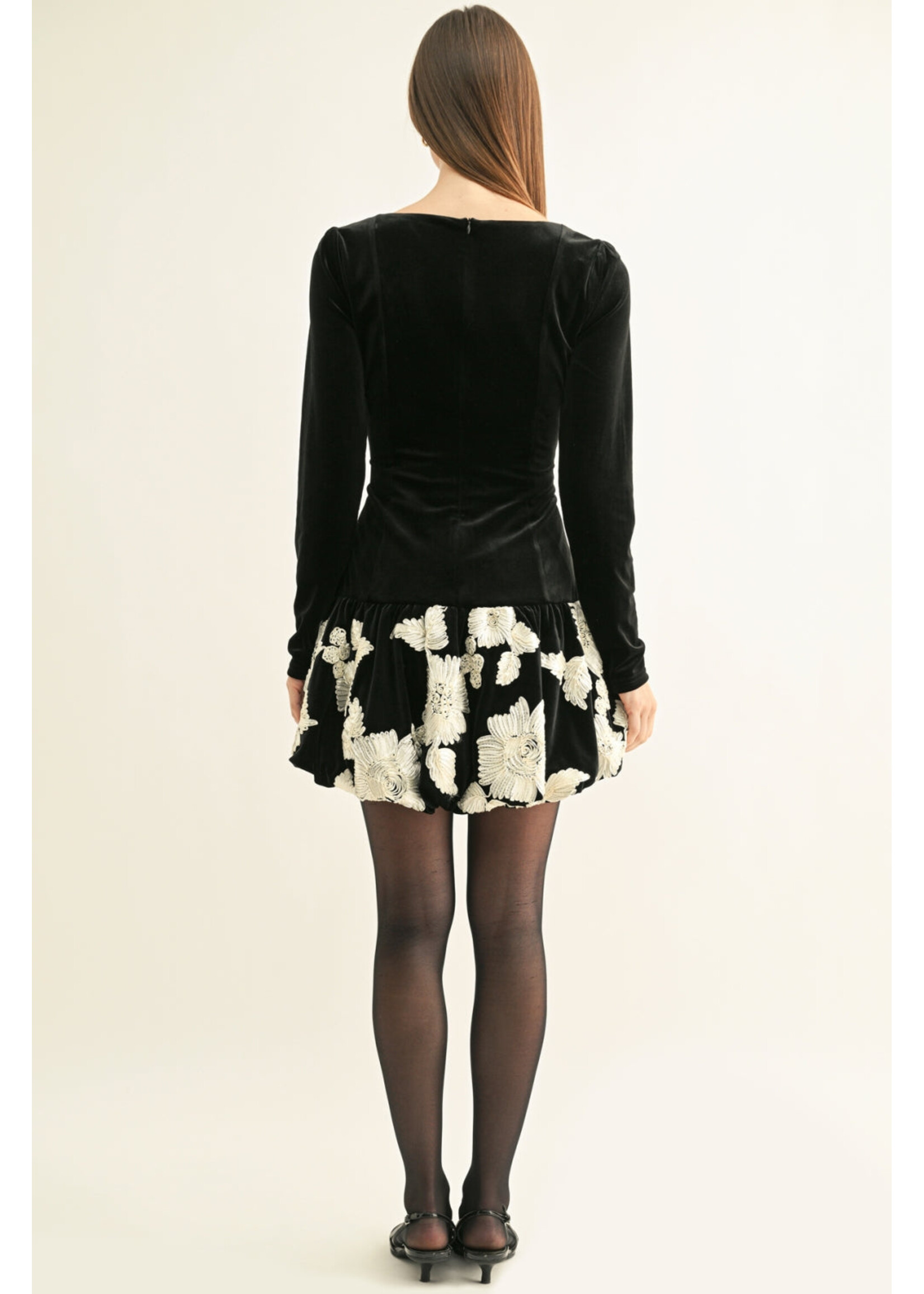 Adelyn Rae  Adelyn Rae Robe Saige Ornée De Fleurs - Noir / Crème