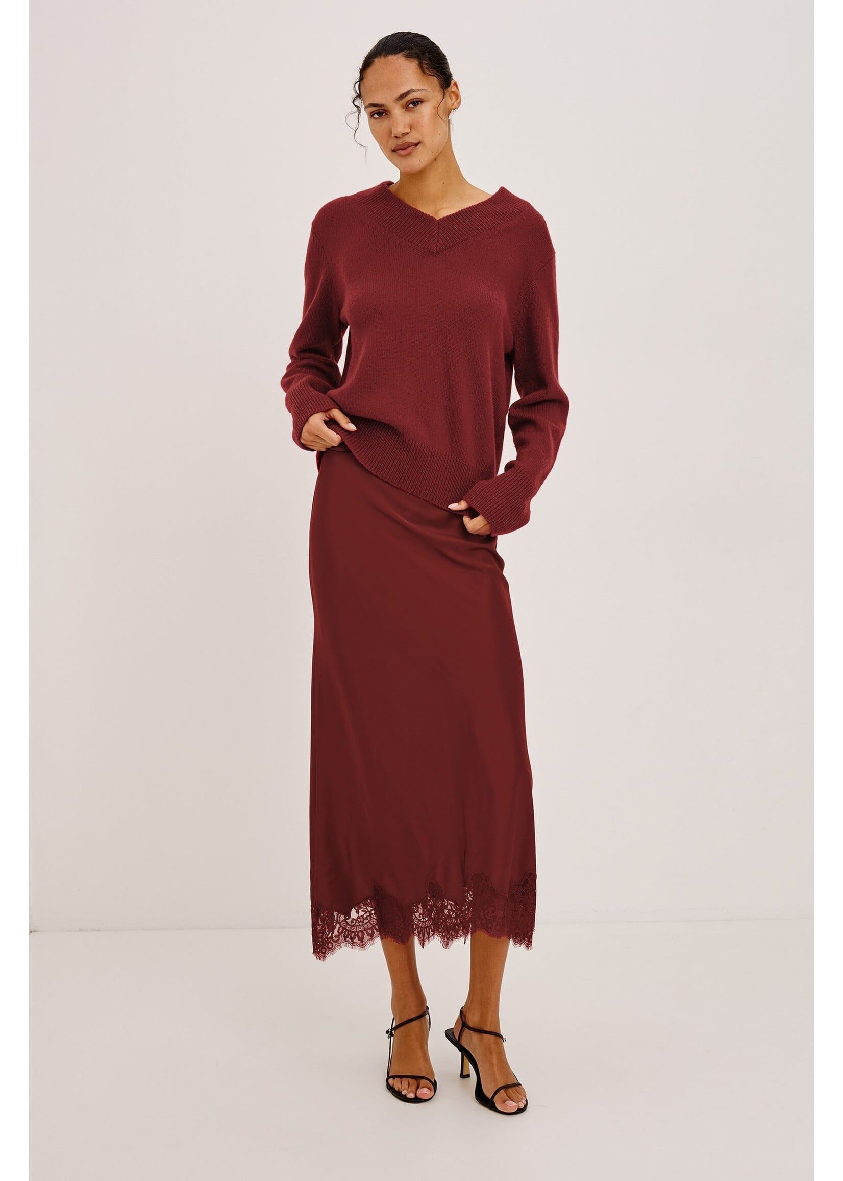Rails Rails Lidya V-Neck Sweater - Crimson