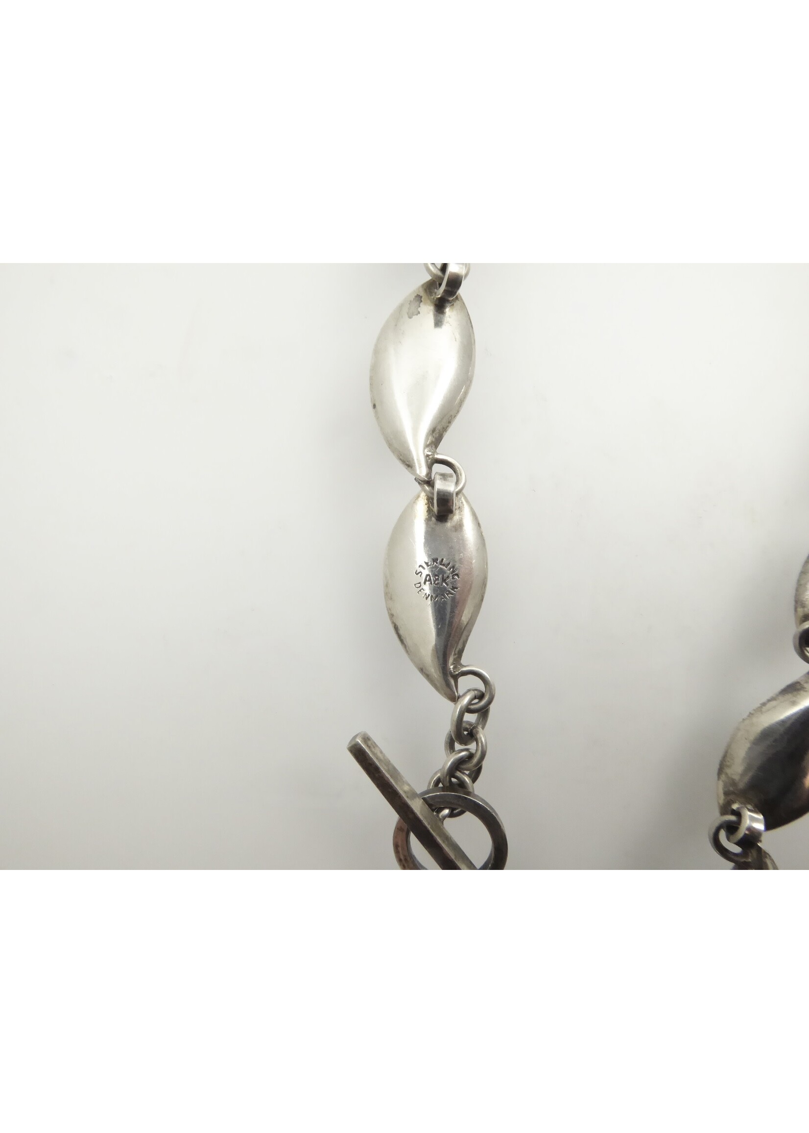 Lisa Kramer Vintage Jewelry Aarre & Krogh Modernist Leaf Choker - silver