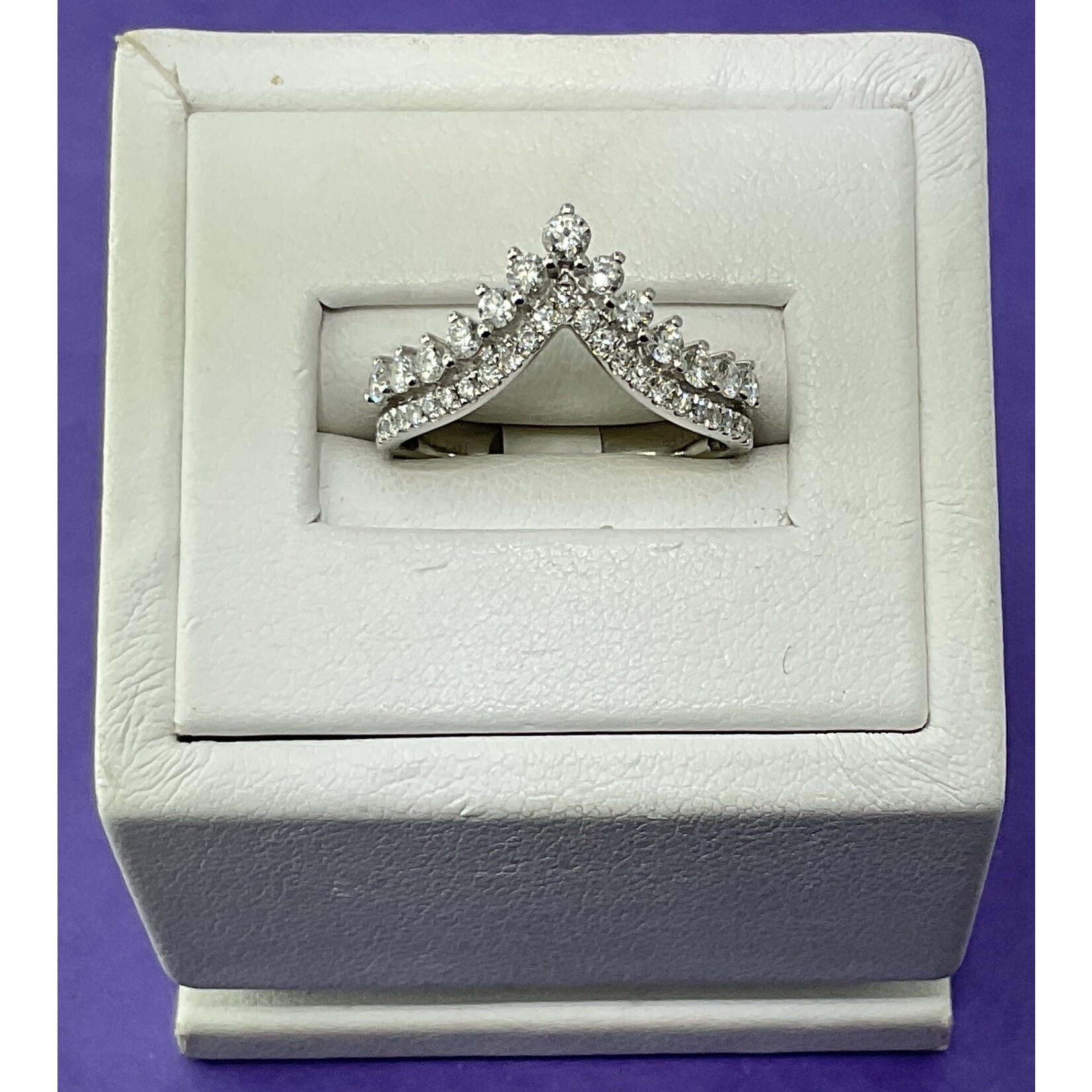 14KW .75 CTW DIA V-RING Sz.6.5