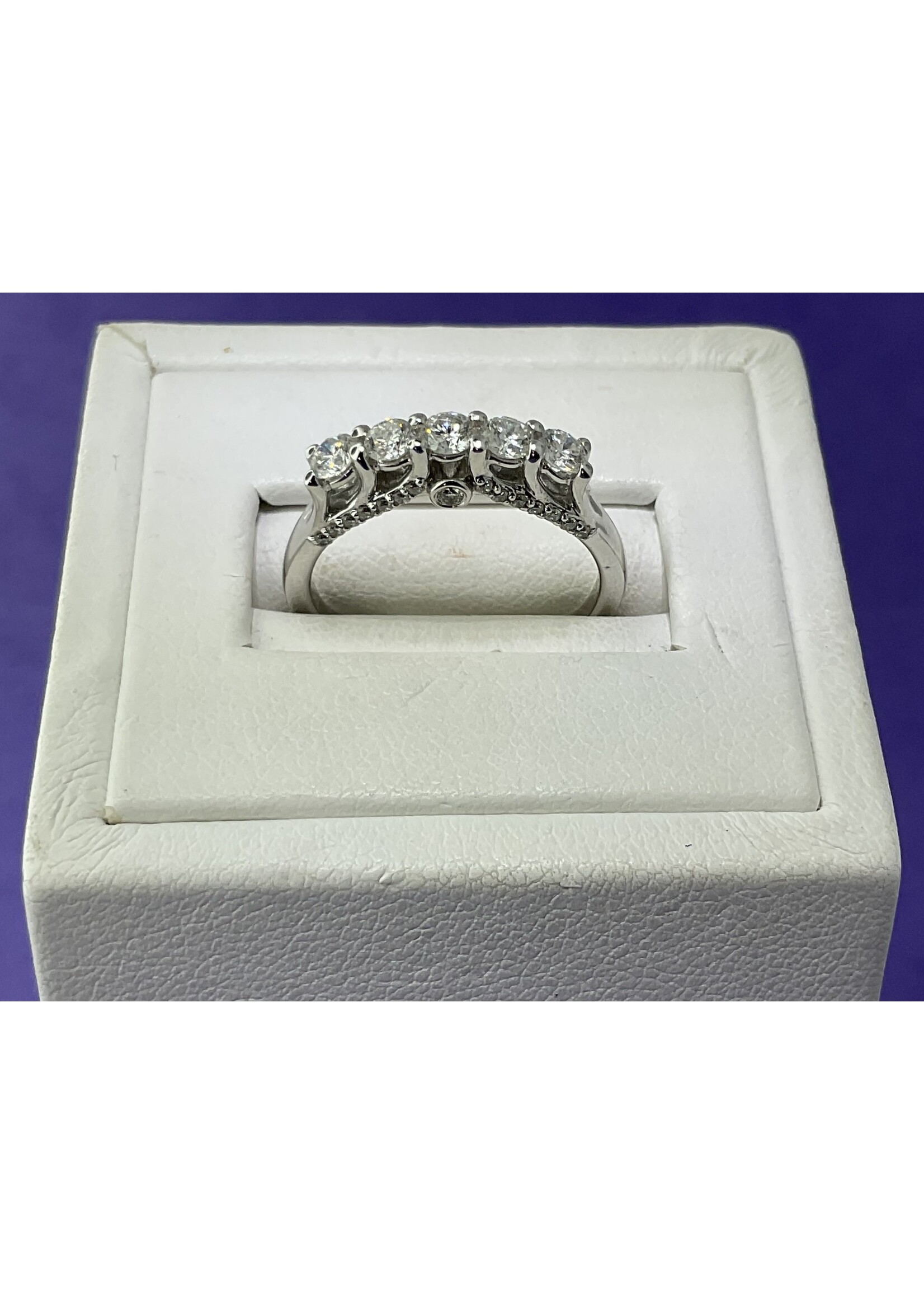 14KW 3/4 DIA ANNIVERSARY BAND Sz.7