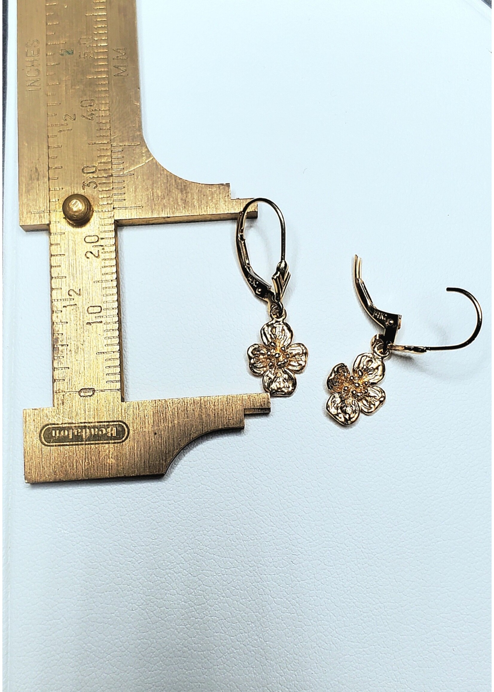 14ky dogwood dangle earrings
