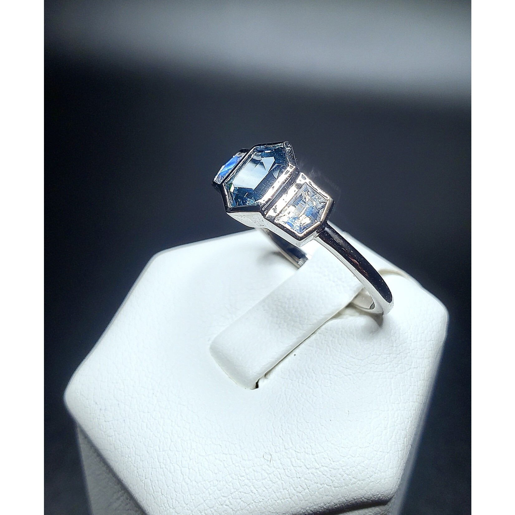 14 Karat White Gold Natural Sapphire w/ Moonstone Accents Sz. 6.75