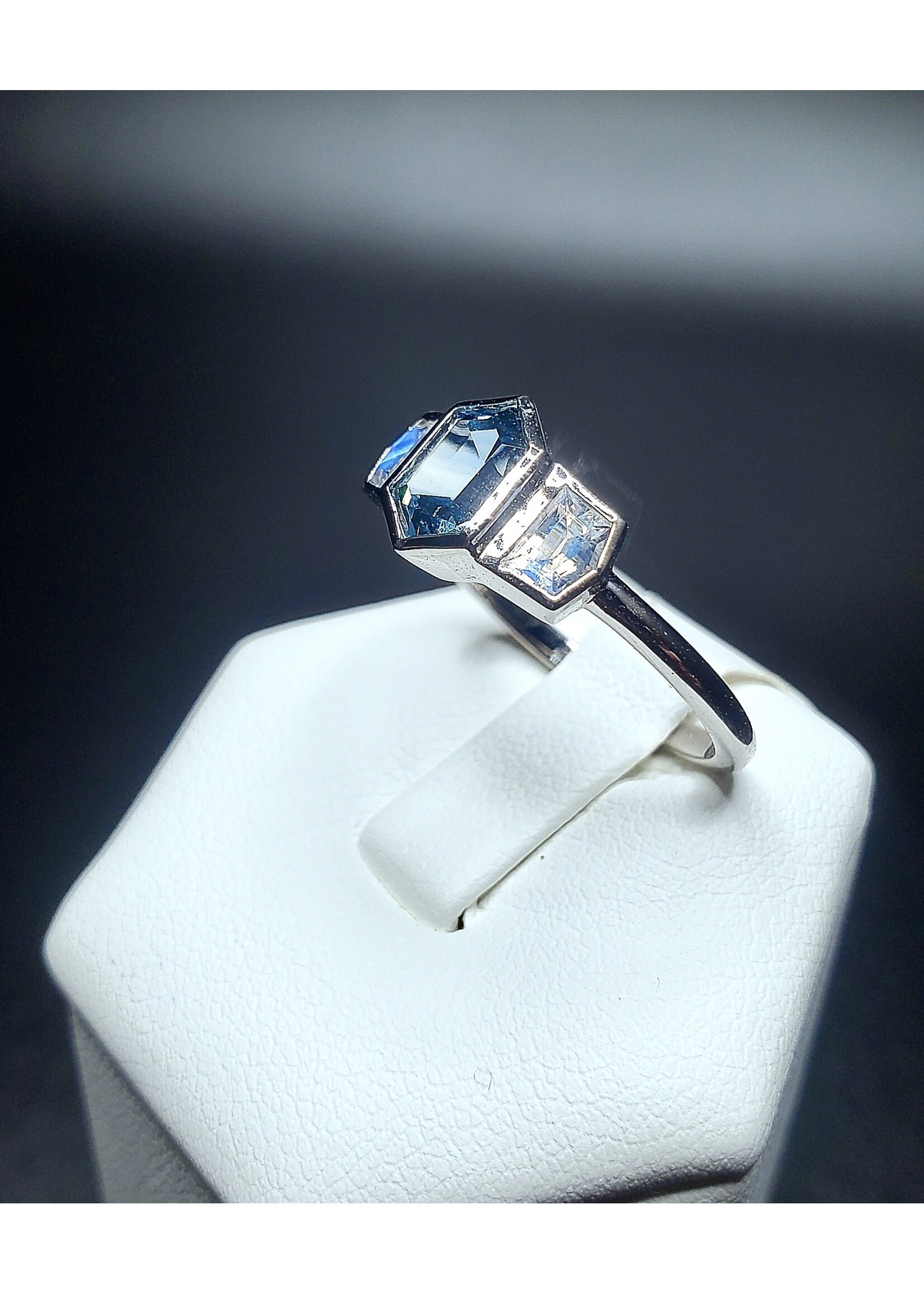 14 Karat White Gold Natural Sapphire w/ Moonstone Accents Sz. 6.75