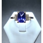 14 Karat Yellow Gold 1.49 Carat Natural Tanzanite w/ 1/6 Carat Total Weight Diamond Baguettes and Rounds Accents