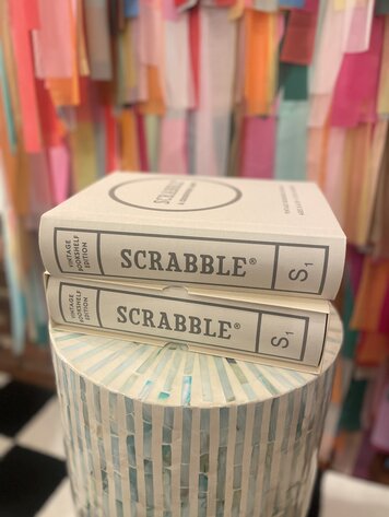 WS Game Company Scrabble Vintage Bookshelf Edition