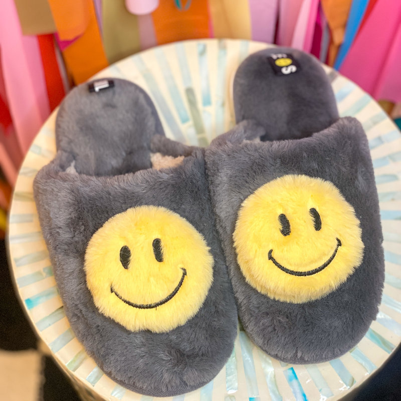 girly Smiley Face Slippers - Grey ( one size )