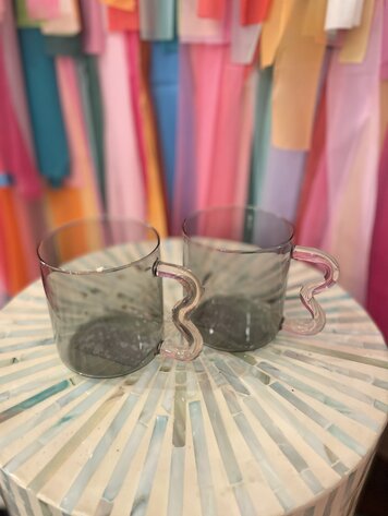 Ivorie Group Gigi Glass Mug - Grey with Pink Handle