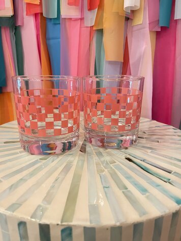 Polished Prints Checkered Rocks Glass - Pink
