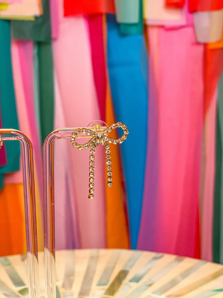 Cash and Carry Pretty Girl Bow Earrings