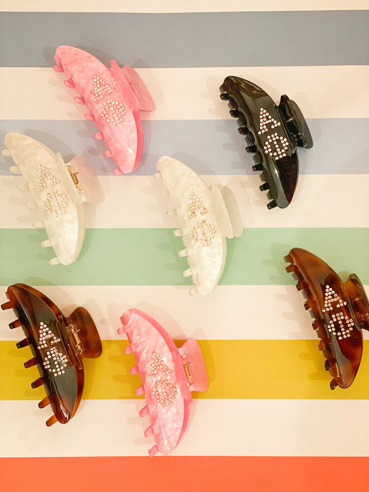 Duo Threads Claw Clip - Alpha Phi