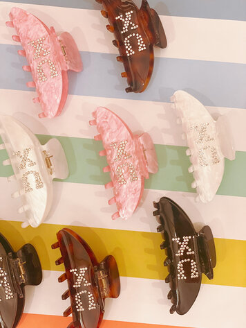 Duo Threads Claw Clip - Chi Omega