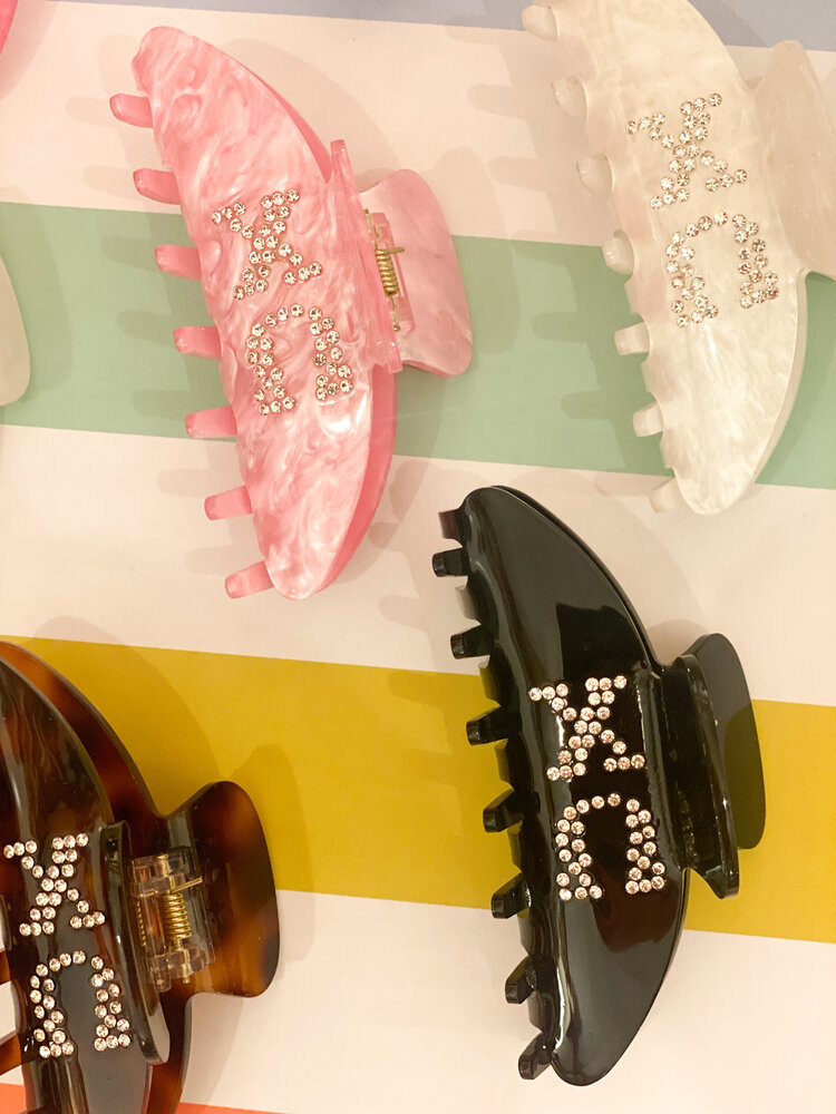 Duo Threads Claw Clip - Chi Omega