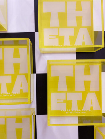 Tart By Taylor Savvy Sorority Trinket Tray - Kappa Alpha Theta