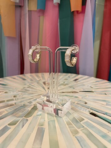 Sassy Cinnamon Stone Pearl Earrings