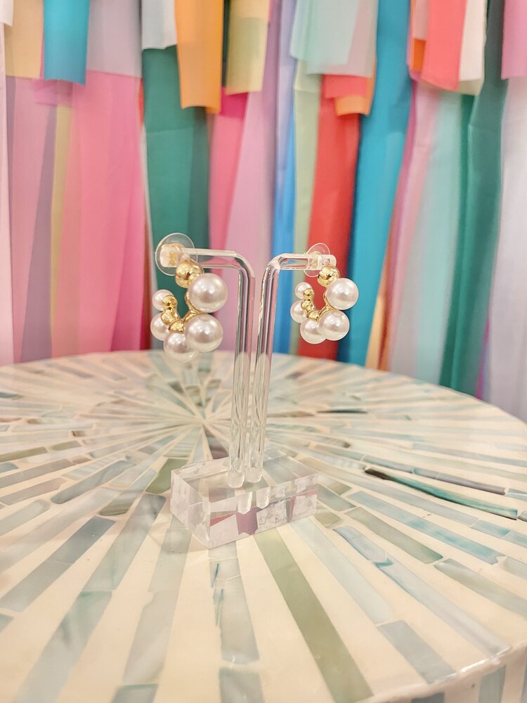 Accessory Concierge Pretty Girl Pearl Hoops