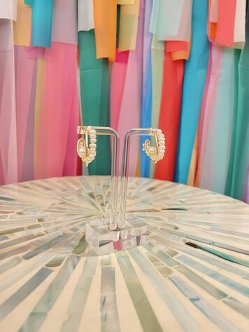 Taylor Shaye Gemma Pearl Hoops