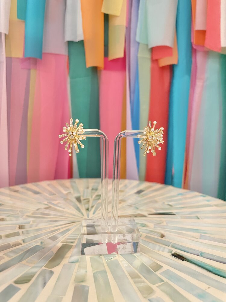 Taylor Shaye Priscilla Pearl Cluster Studs