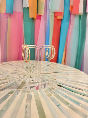 Taylor Shaye Eleanor Hoops