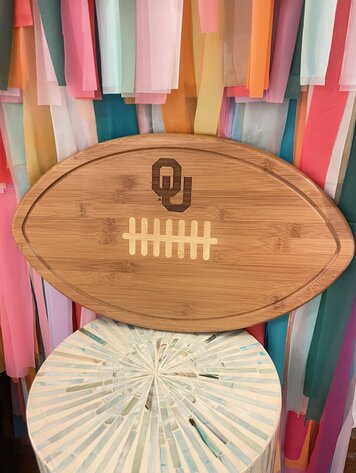Picnic Time Family Brands Oklahoma Sooners Kickoff Cutting Board