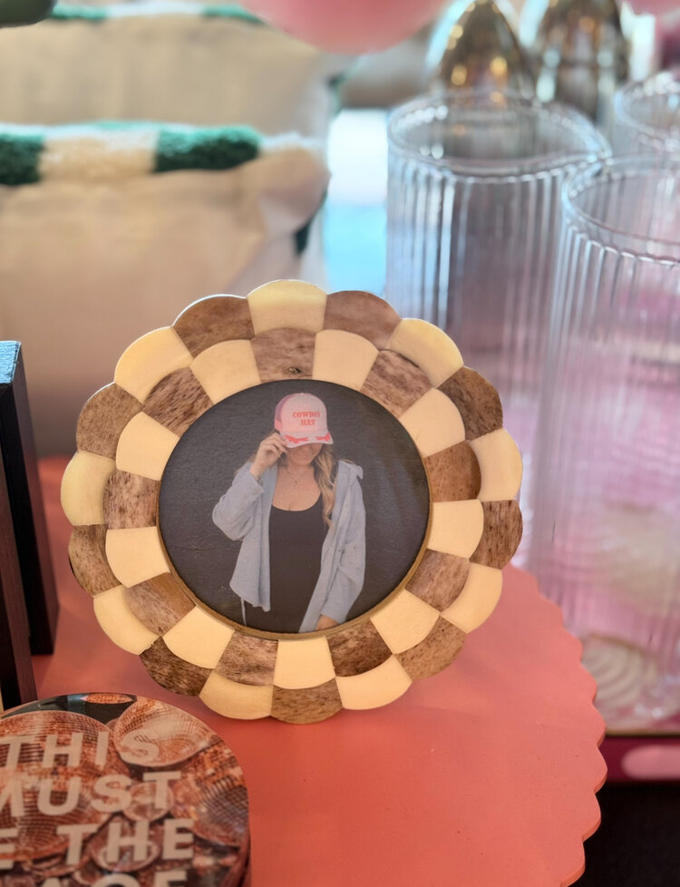 Handicraft Home Picture Frame Scalloped  4x4