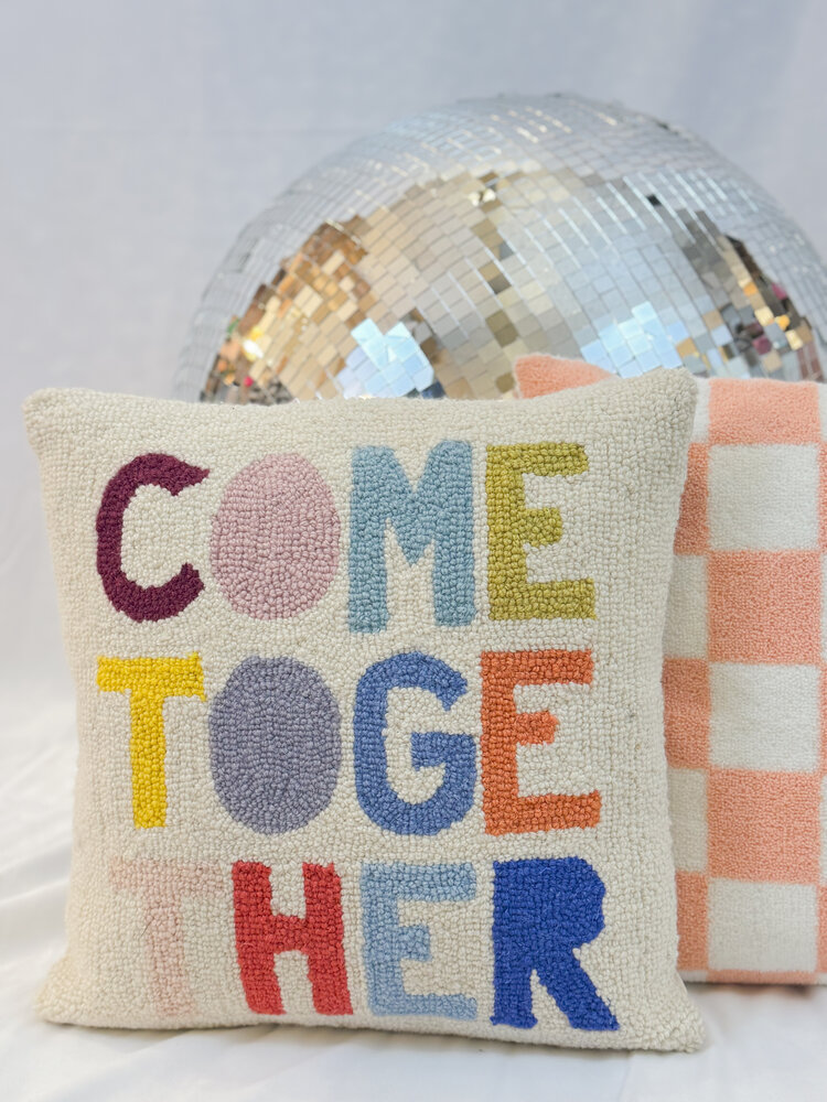 Peking Handicraft Come Together Hook Pillow