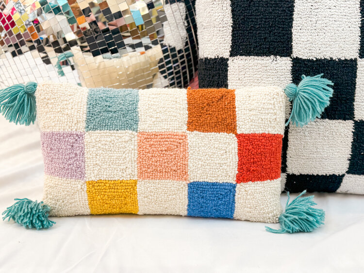 Peking Handicraft Disco Grid Lumbar Hooked Pillow w/ Tassels