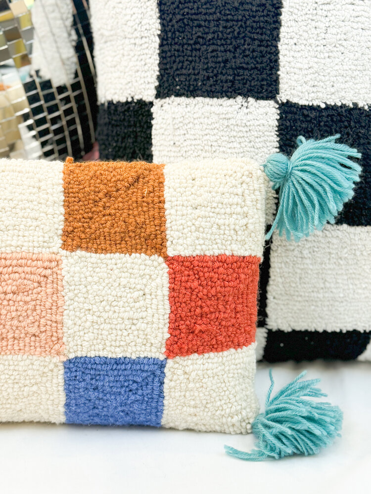 Peking Handicraft Disco Grid Lumbar Hooked Pillow w/ Tassels