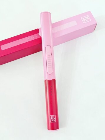 Botanica Flameless Lighter - Berry