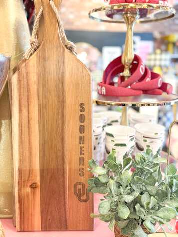 Picnic Time Family Brands Oklahoma Sooners Artisan Acacia Charcuterie Board
