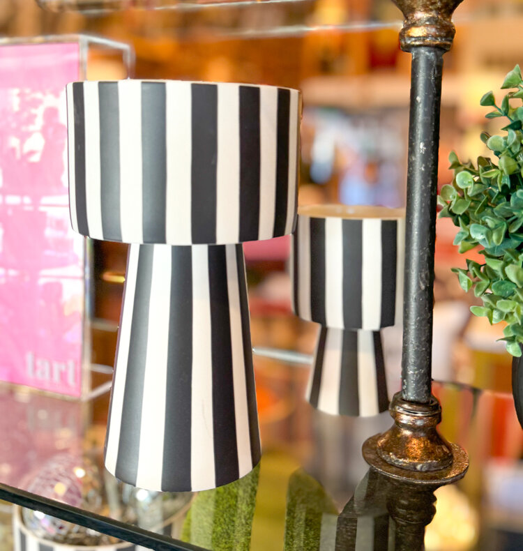 Oyoy Living Design Toppu Pot - Large - Black & White