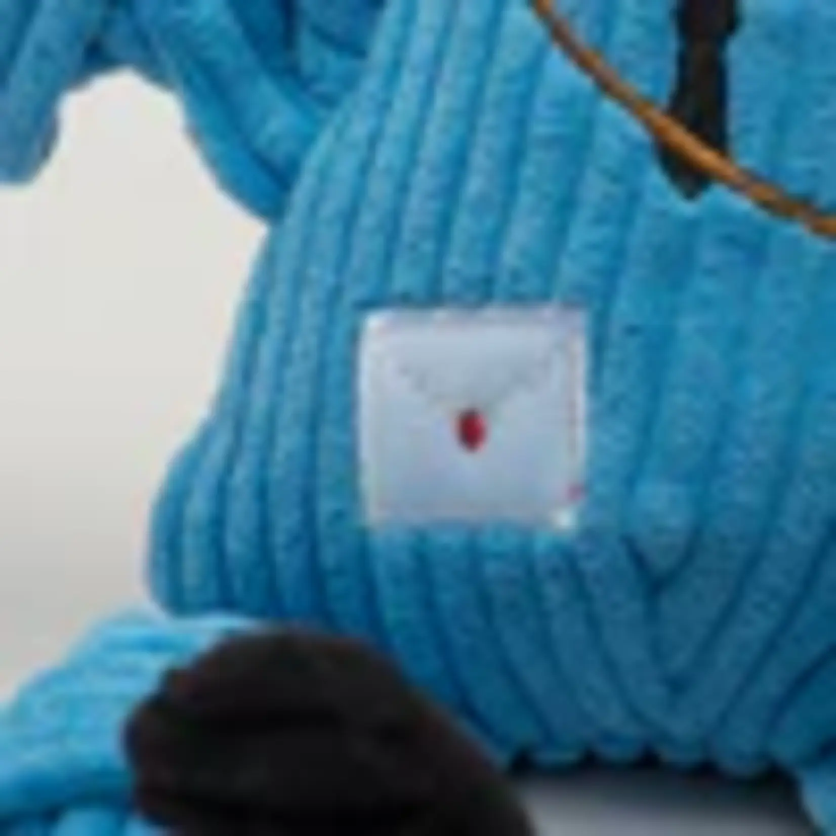 Matty Mail Carrier Knottie Large