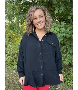 easel Reg/Curvy Cotton Gauze Button Front Top with Chest Pockets