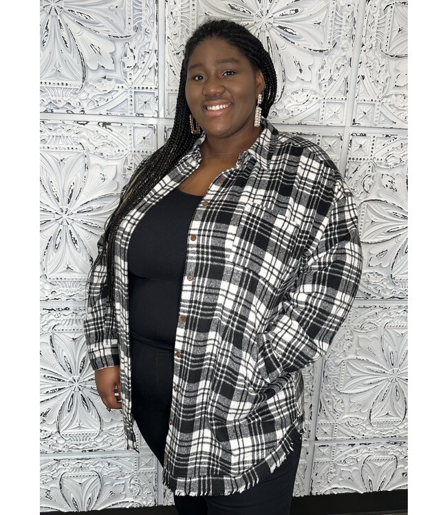 White Birch Reg/Curvy Longline Plaid Button Front Shacket with Pockets