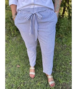 beachlunchlounge collection Smocked Waist Stright Leg Linen Pant