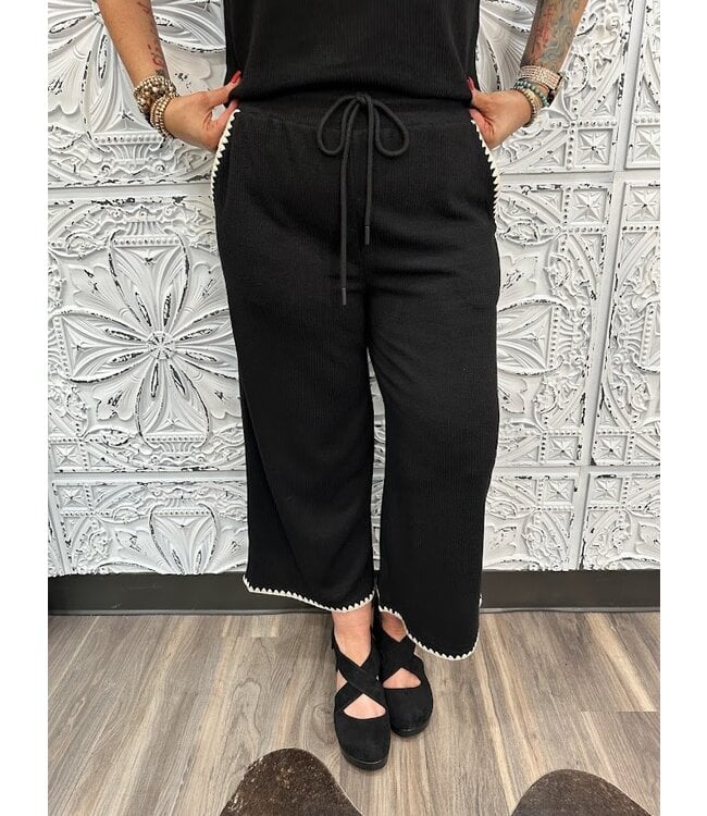 Ribbed Crop Wide Leg Pant with Contrast Stitch Trim and Pockets