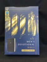 NIV Men's Devotional Bible Large Print Black