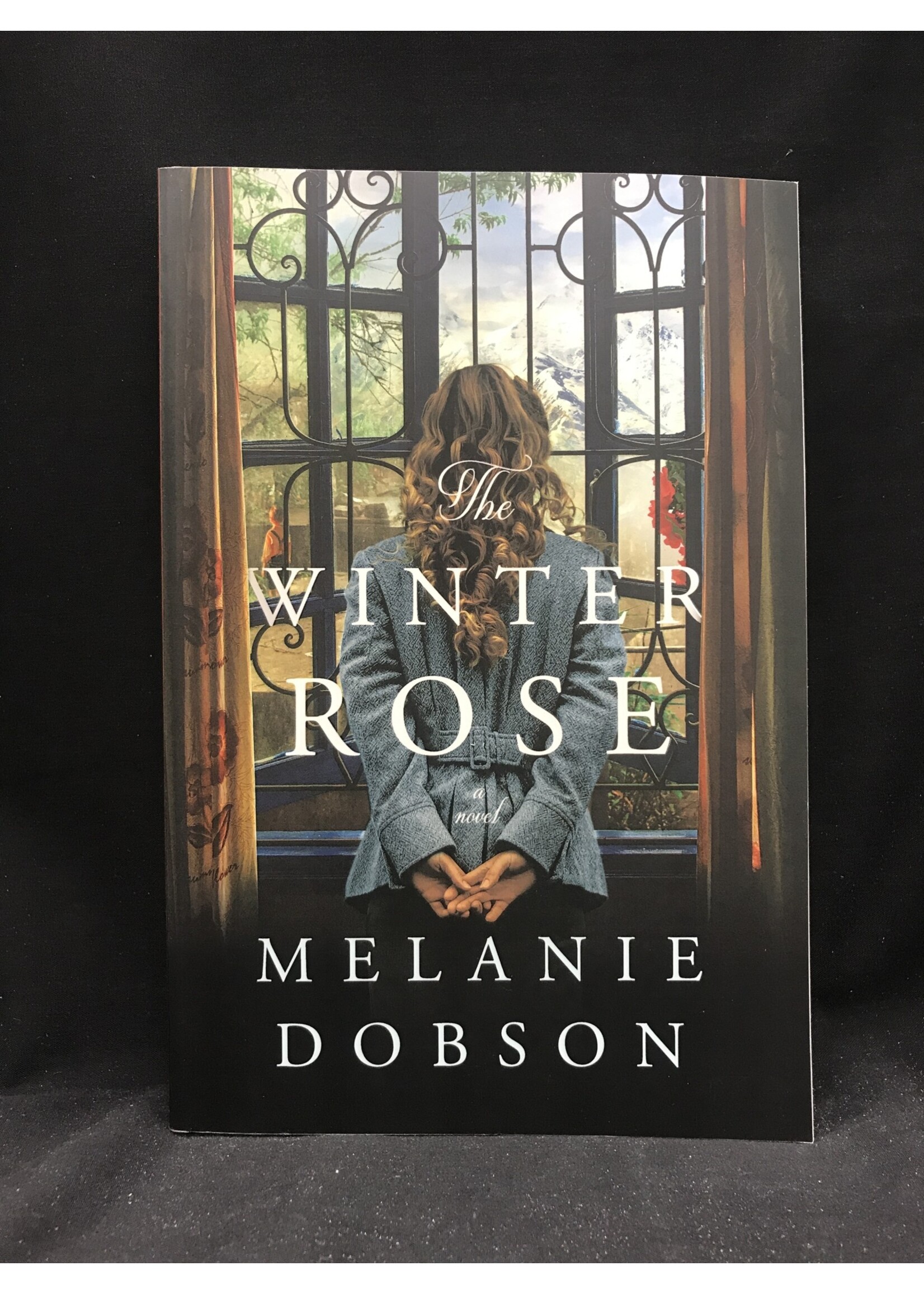 WINTER ROSE : A NOVEL