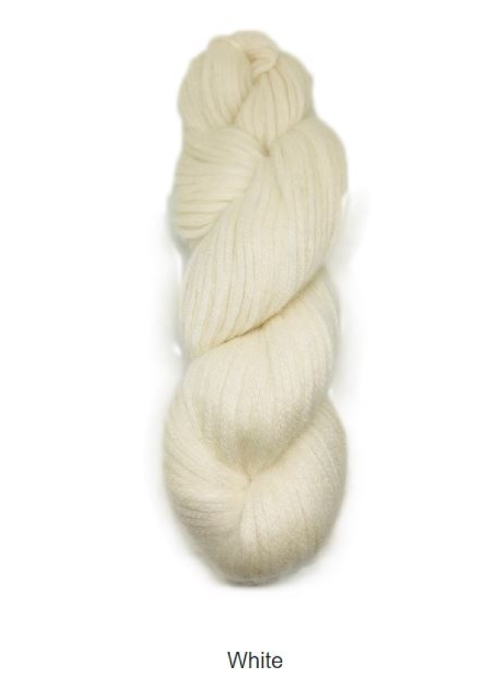 Illimani Amelie WHITE