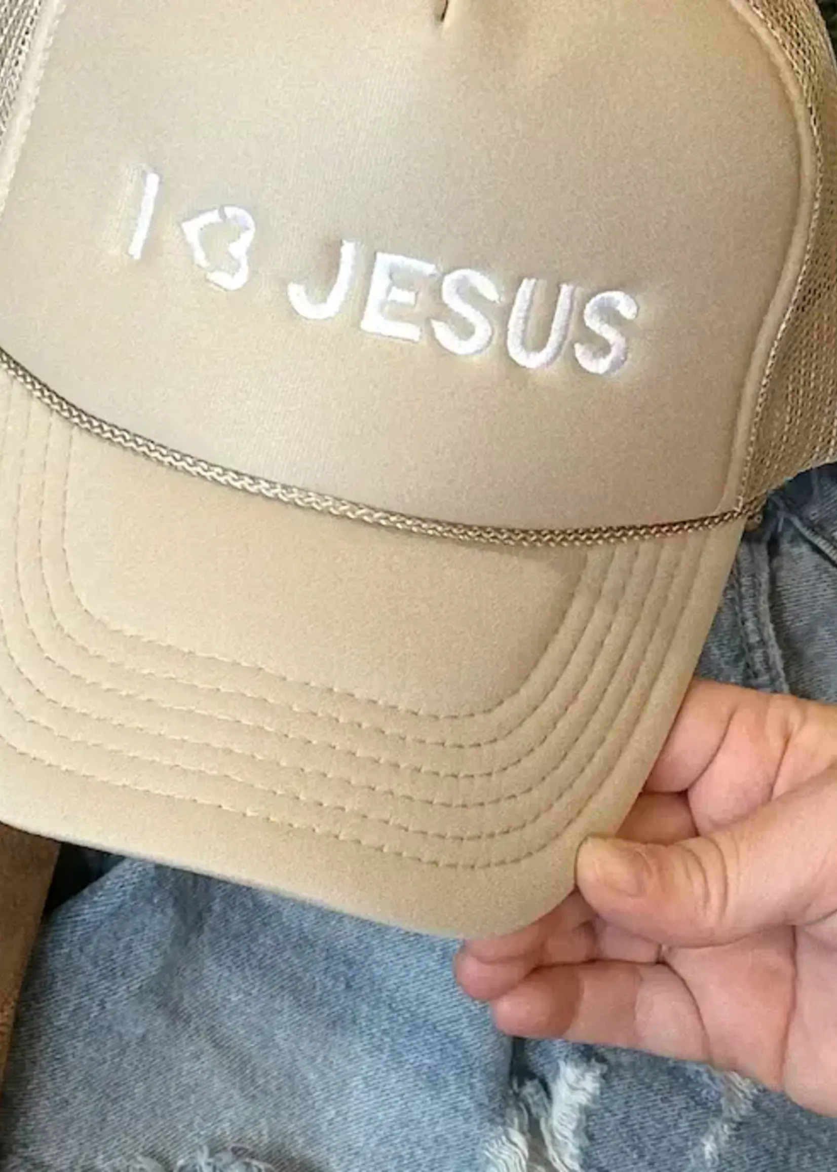 JADELYNN BROOKE I LOVE JESUS TRUCKER HAT
