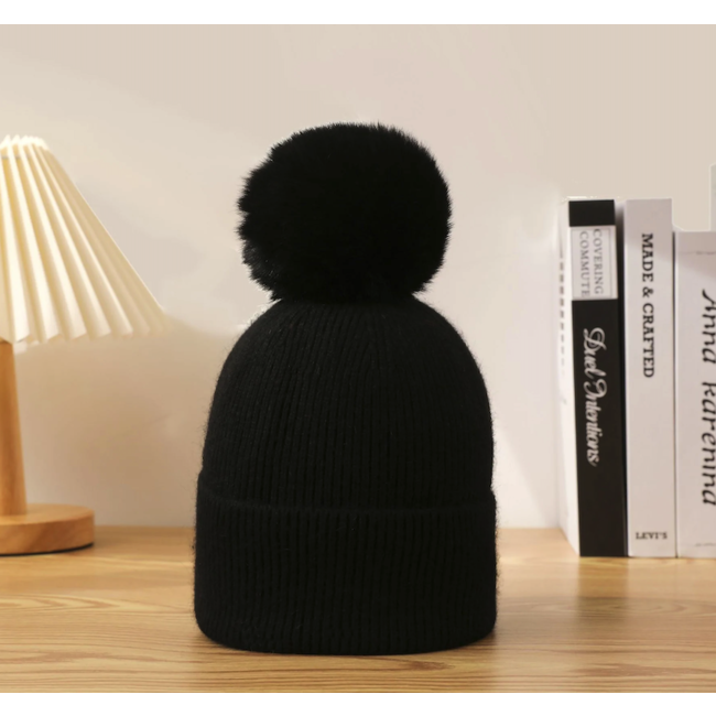 Single Pom Pom Beanie - Black