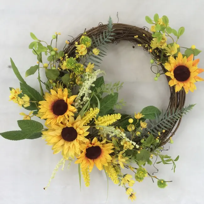 22" Floral Wreath